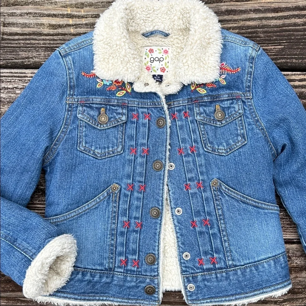 GAP Blue Denim Jean Jacket Sherpa Collar vintage Y2K size 6 7 girls embroidered